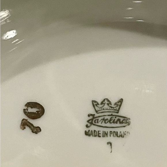 One Piece Polish Gravy Boat - Picture 5 of 7